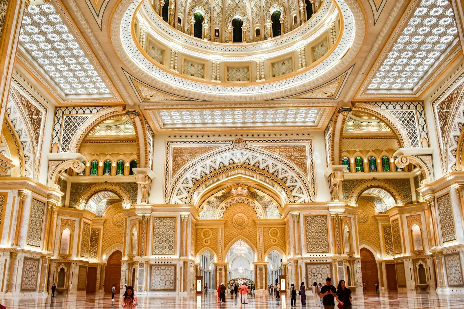 Abou Dhabi